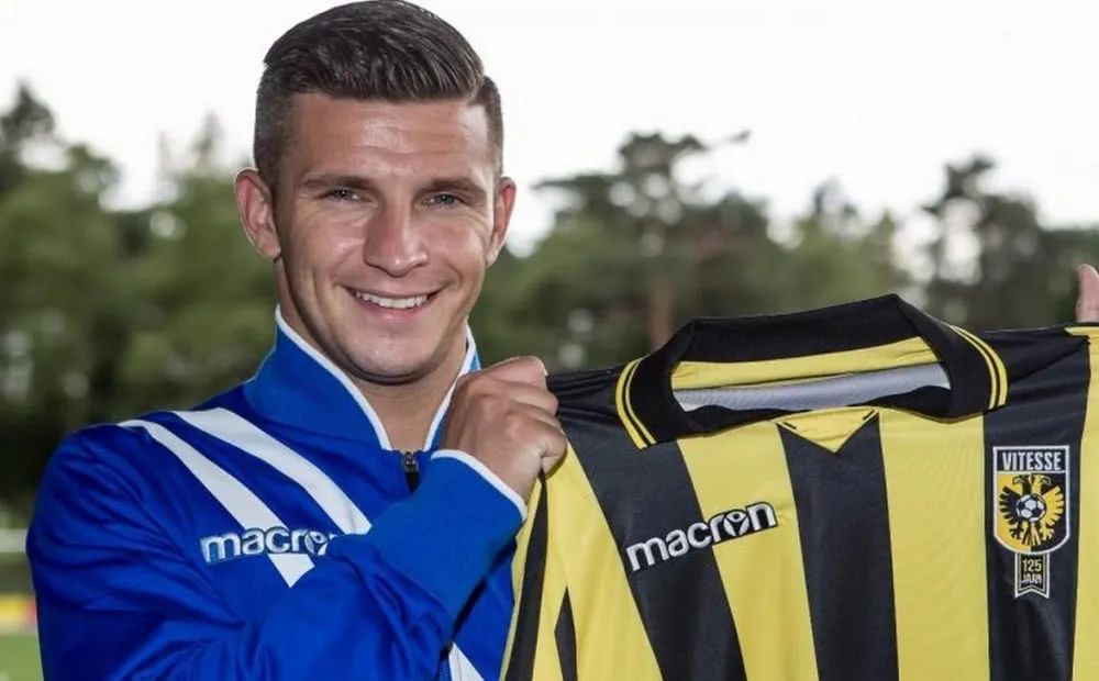 速崭露头角 速崭露头角