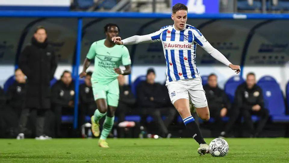 不容小觑 不容小觑