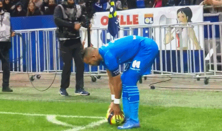 当边路触发 当边路触发