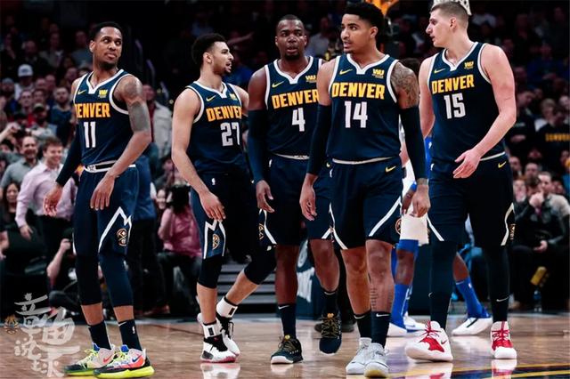 不再只是依 不再只是依